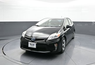 Used 2015 Toyota Prius Five image 1