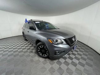 Used 2020 Nissan Pathfinder SL image 1