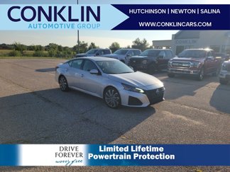 Used 2023 Nissan Altima 2.5 SL image 1