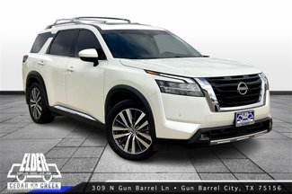 Used 2022 Nissan Pathfinder Platinum image 1