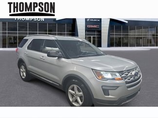 Used 2019 Ford Explorer XLT image 1
