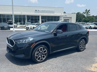 Used 2025 BMW X2 xDrive28i image 1