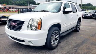 Used 2011 GMC Yukon SLT w/ SLT-2 Equipment Package image 1