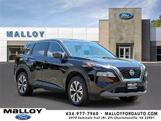 Used 2023 Nissan Rogue SV image 1