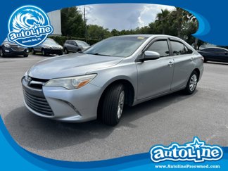 Used 2017 Toyota Camry LE image 1