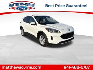 Certified 2020 Ford Escape SE image 1