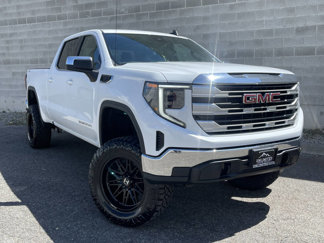Used 2023 GMC Sierra 1500 SLE image 1