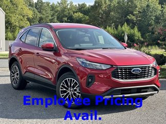 New 2024 Ford Escape SE image 1