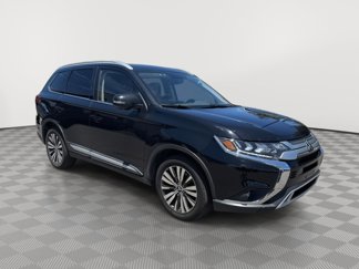 Used 2019 Mitsubishi Outlander SEL image 1
