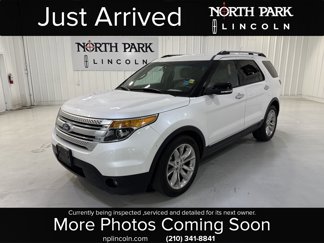 Used 2013 Ford Explorer XLT image 1