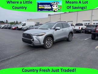 Used 2022 Toyota Corolla Cross XLE image 1