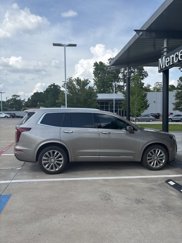 Used 2022 Cadillac XT6 Premium Luxury w/ Technology Package image 1