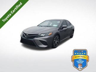 Used 2018 Toyota Camry SE image 1