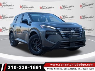 Used 2025 Nissan Rogue S image 1
