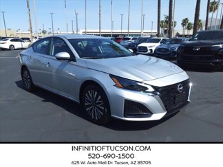 Used 2023 Nissan Altima 2.5 SV image 1