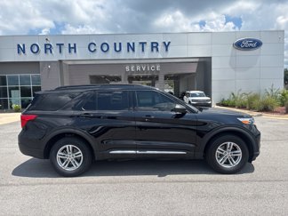 Used 2022 Ford Explorer XLT image 1