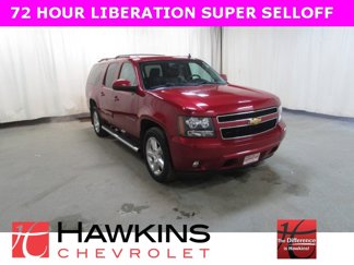 Used 2013 Chevrolet Suburban LT image 1