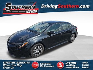 Used 2022 Toyota Corolla LE image 1