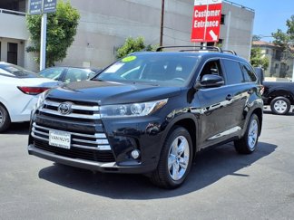 Used 2017 Toyota Highlander Limited image 1