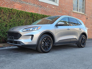 Used 2021 Ford Escape SE image 1