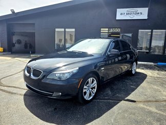 Used 2010 BMW 528i xDrive Sedan image 1