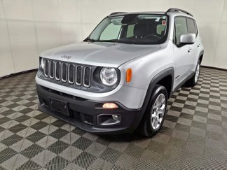 Used 2016 Jeep Renegade Latitude w/ Cold Weather Group image 1