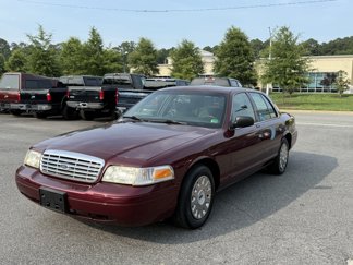 Used 2005 Ford Crown Victoria image 1