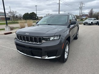 Used 2023 Jeep Grand Cherokee L Laredo image 1