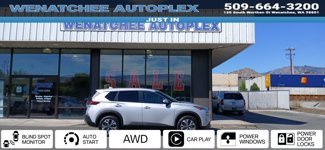 Used 2022 Nissan Rogue SV image 1