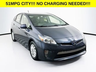 Used 2014 Toyota Prius Plug-In Hybrid video 1