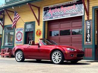 Used 2006 MAZDA MX-5 Miata Grand Touring w/ Premium Pkg image 1