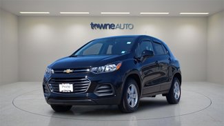 Used 2022 Chevrolet Trax LS w/ Tint and Cruise Package image 1