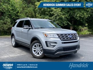 Used 2017 Ford Explorer XLT image 1