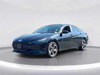 Used 2023 Hyundai Elantra SEL w/ Convenience Package image 1