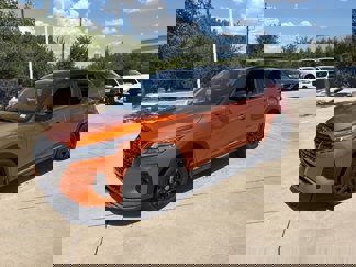 Used 2021 Nissan Kicks SR image 1