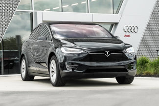 Used 2017 Tesla Model X 75D image 1