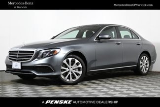 Used 2017 Mercedes-Benz E 300 4MATIC image 1