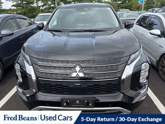 Used 2022 Mitsubishi Outlander SE image 1