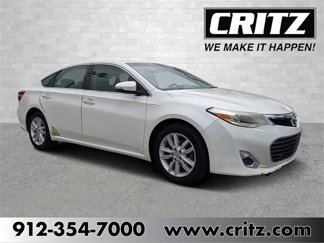 Used 2013 Toyota Avalon XLE image 1