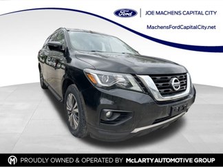 Used 2020 Nissan Pathfinder SL image 1