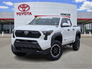 Certified 2025 Toyota Tacoma TRD Off-Road image 1