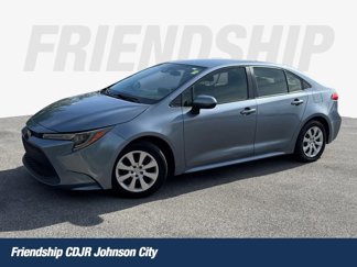 Used 2021 Toyota Corolla LE image 1