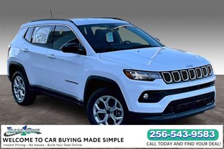 New 2025 Jeep Compass Latitude image 1