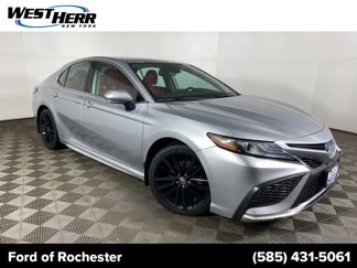 Used 2022 Toyota Camry XSE w/ Cold Weather Package image 1