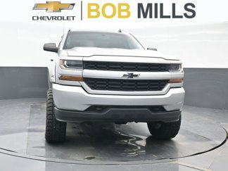 Used 2017 Chevrolet Silverado 1500 Custom w/ Custom Convenience Package image 1