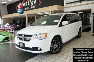 Used 2017 Dodge Grand Caravan SXT image 1