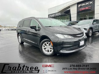 Used 2021 Chrysler Voyager Lxi image 1