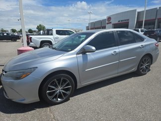 Used 2015 Toyota Camry XSE image 1