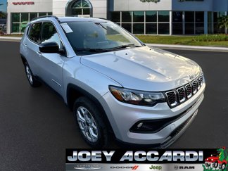 New 2025 Jeep Compass Latitude w/ Convenience Group image 1