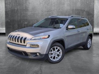 Used 2017 Jeep Cherokee Latitude w/ Comfort/Convenience Group image 1